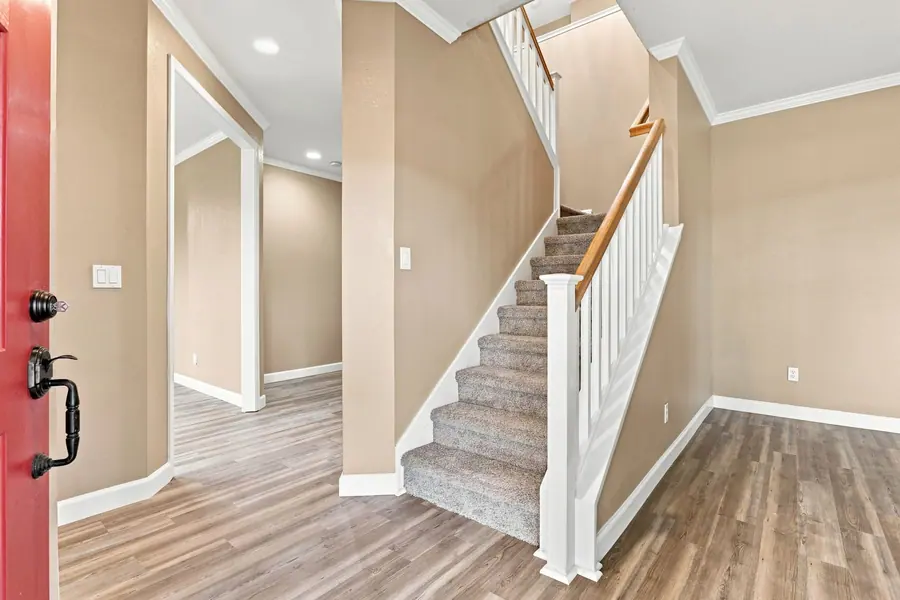 Entry at 1030 Countrywood Ln, Vacaville