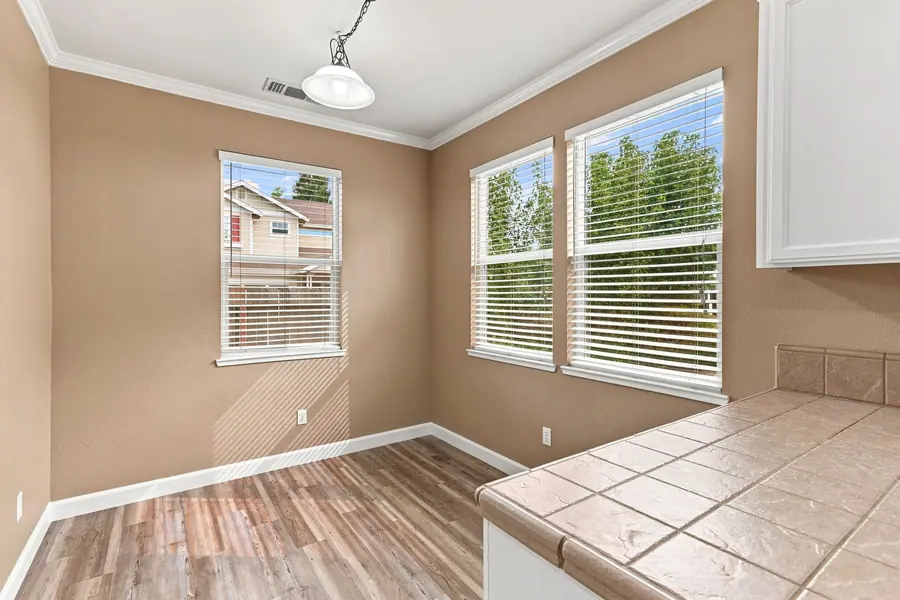 Dining Room at 1030 Countrywood Ln, Vacaville